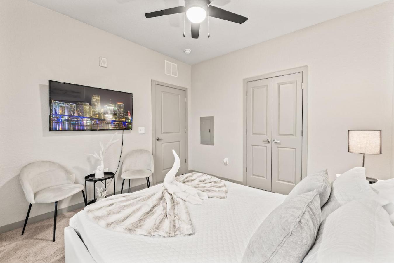 圣彼得堡Tropical Field 1 Bed In Downtown With Free Parking公寓 外观 照片
